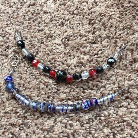 2 beaded bracelets red/ blk & blue/ white - Picture 1 of 1